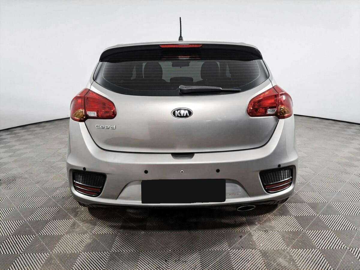 Kia Ceed с пробегом — 2015 год. Фото: #4