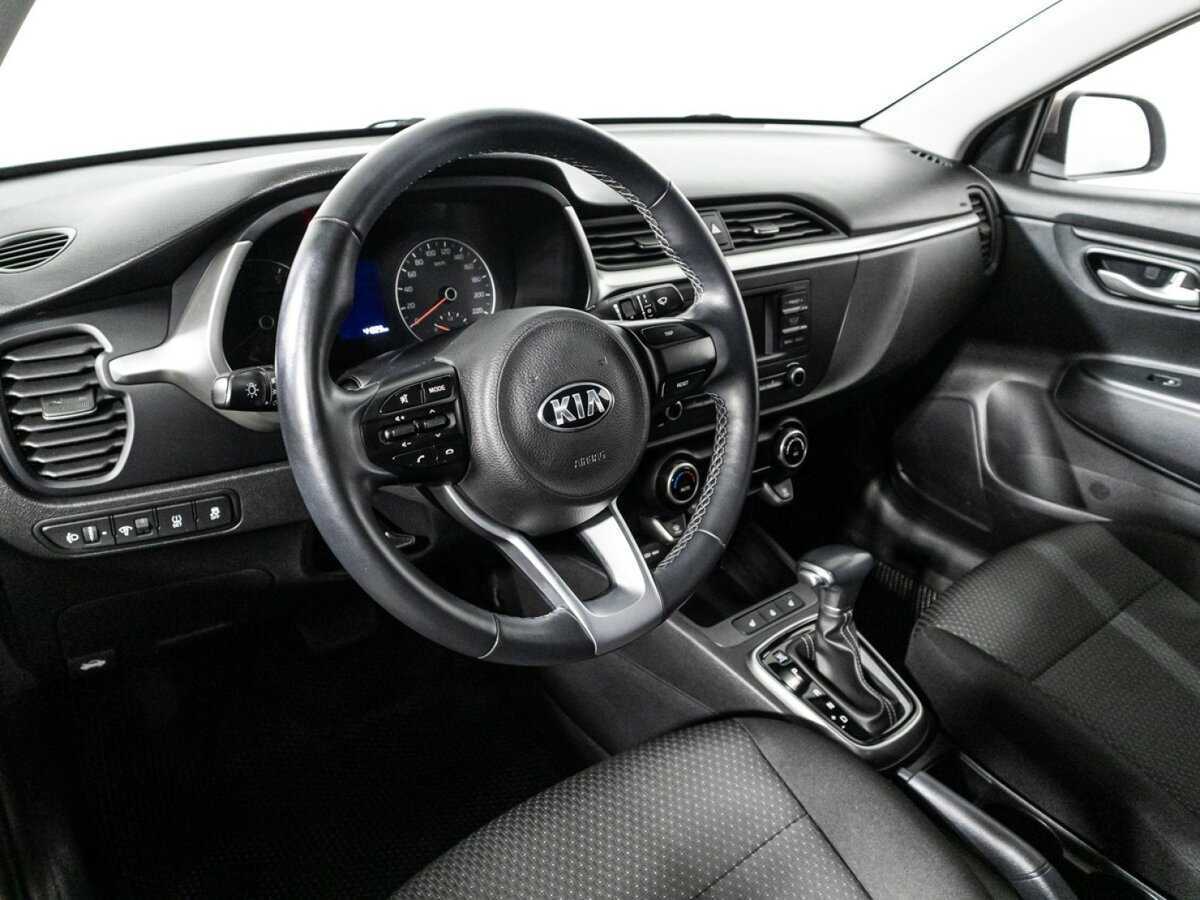 Kia Rio с пробегом — 2020 год. Фото: #10