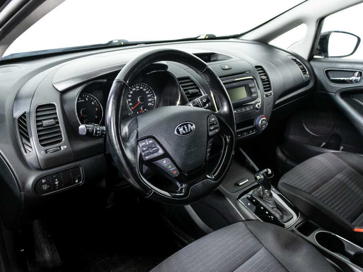 Kia Cerato с пробегом — 2018 год. Фото: #10