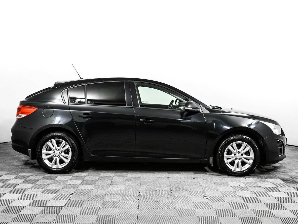 Chevrolet Cruze с пробегом — 2014 год. Фото: #3