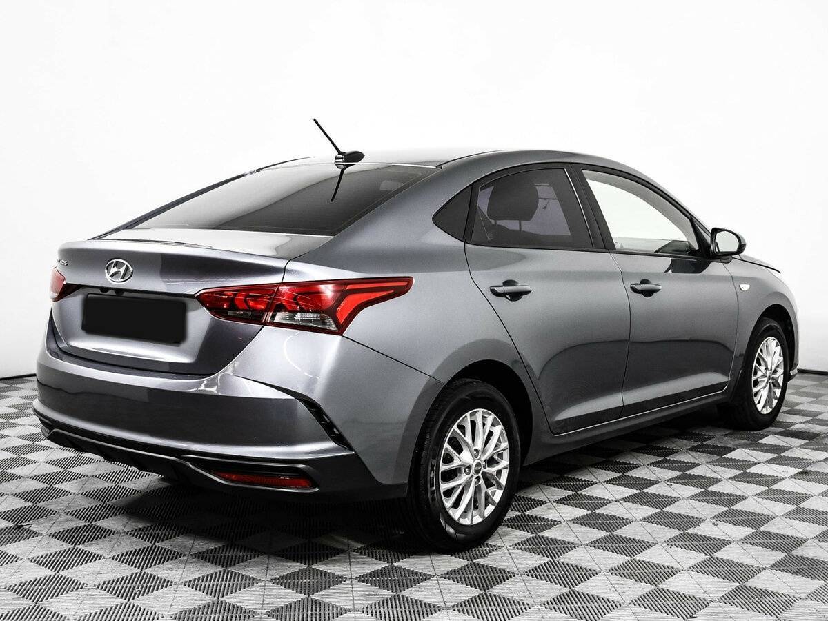 Hyundai Solaris с пробегом — 2021 год. Фото: #4