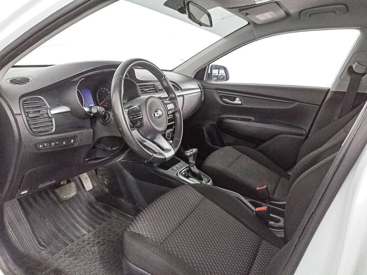 Kia Rio с пробегом — 2018 год. Фото: #13