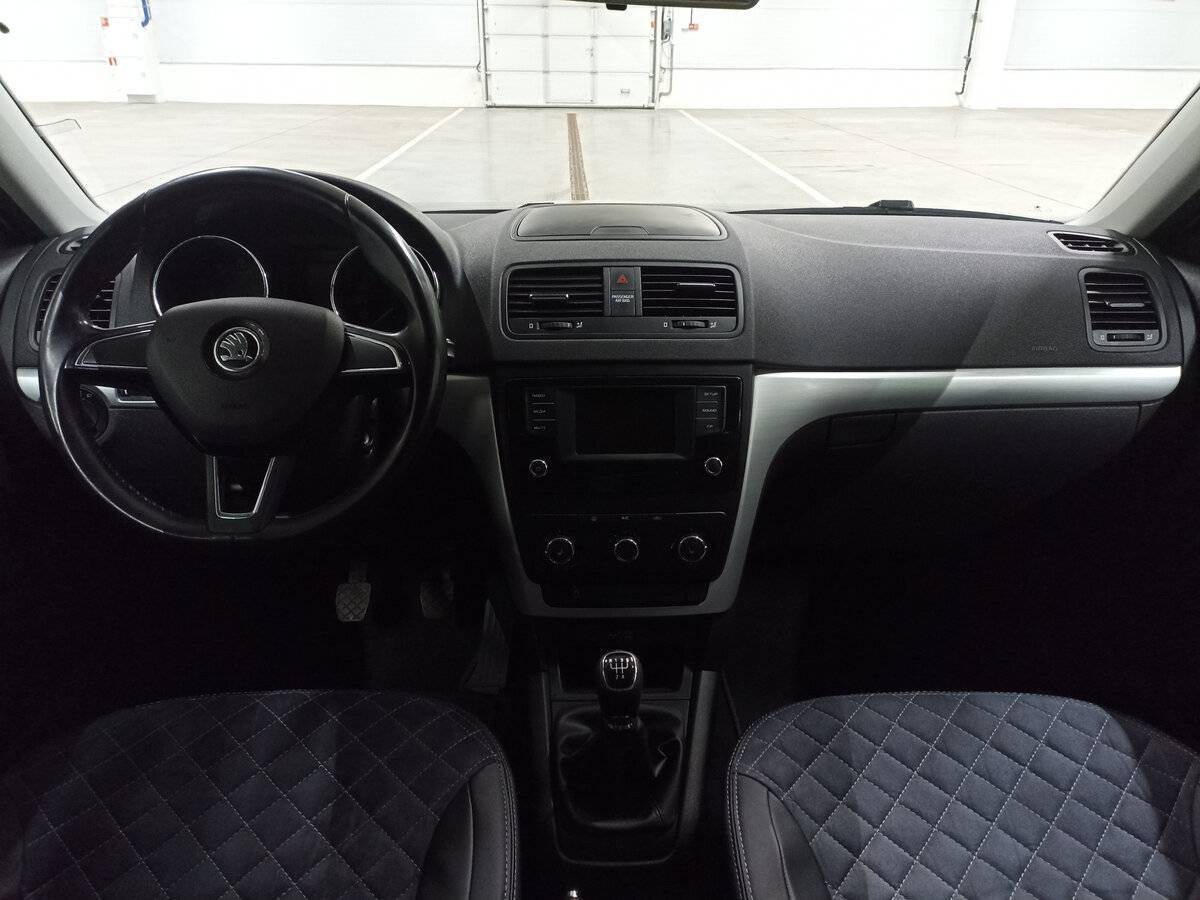 Skoda Yeti с пробегом — 2015 год. Фото: #13