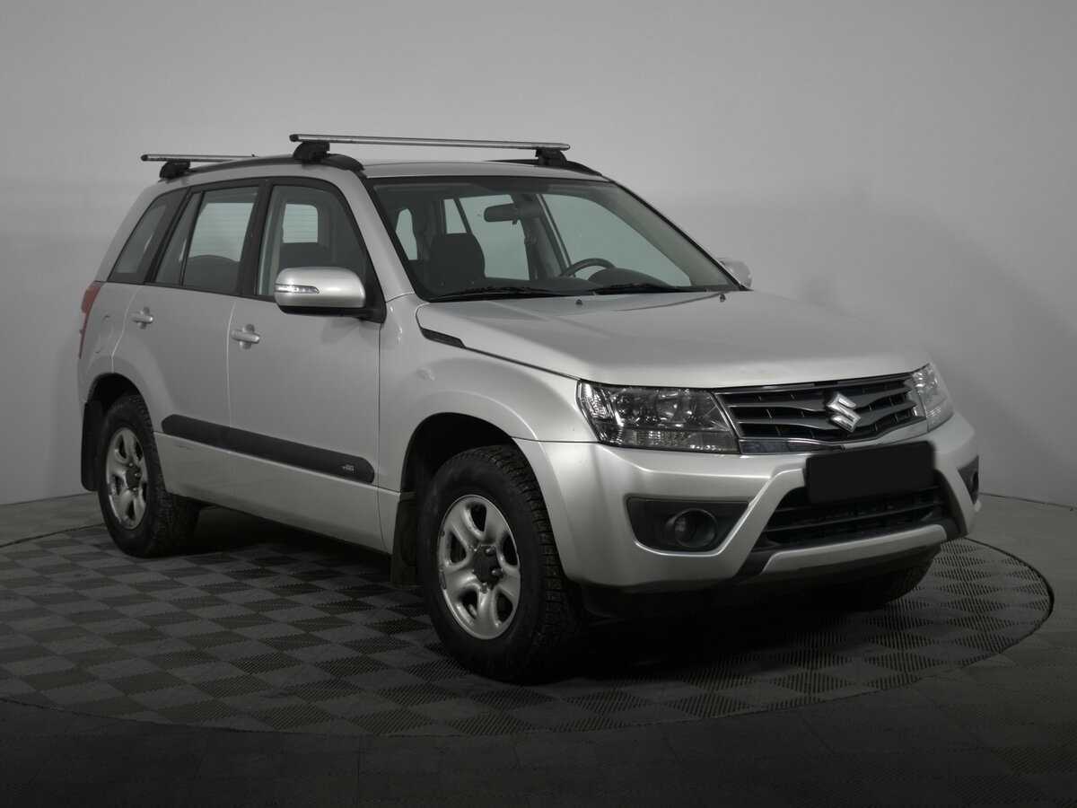 Suzuki Grand Vitara с пробегом — 2013 год. Фото: #2