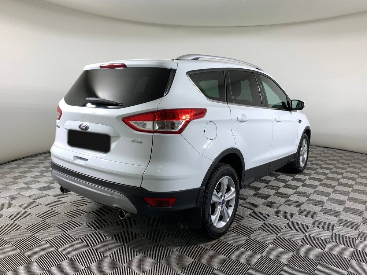 Ford Kuga с пробегом — 2013 год. Фото: #4