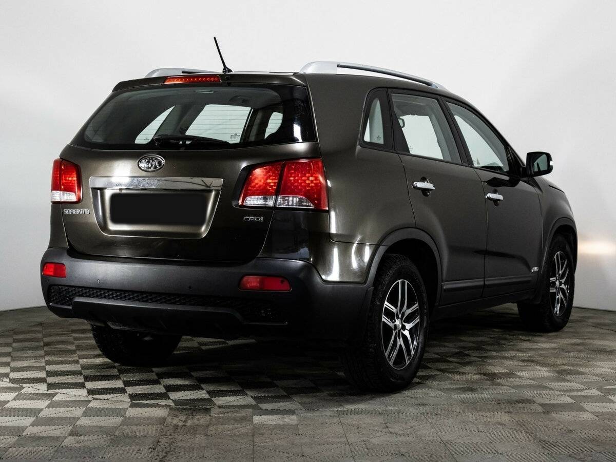 Kia Sorento с пробегом — 2012 год. Фото: #4