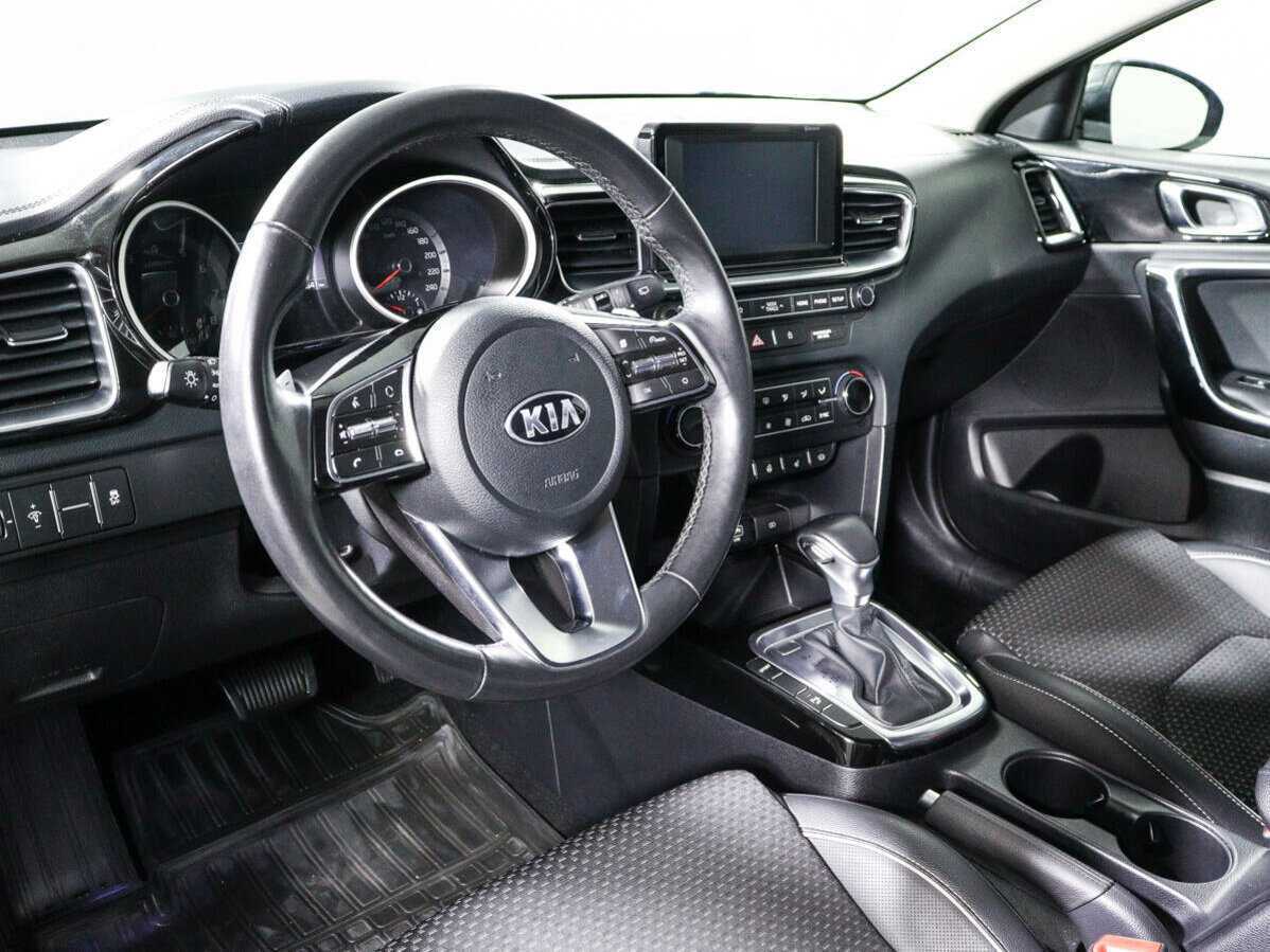 Kia Ceed с пробегом — 2018 год. Фото: #13