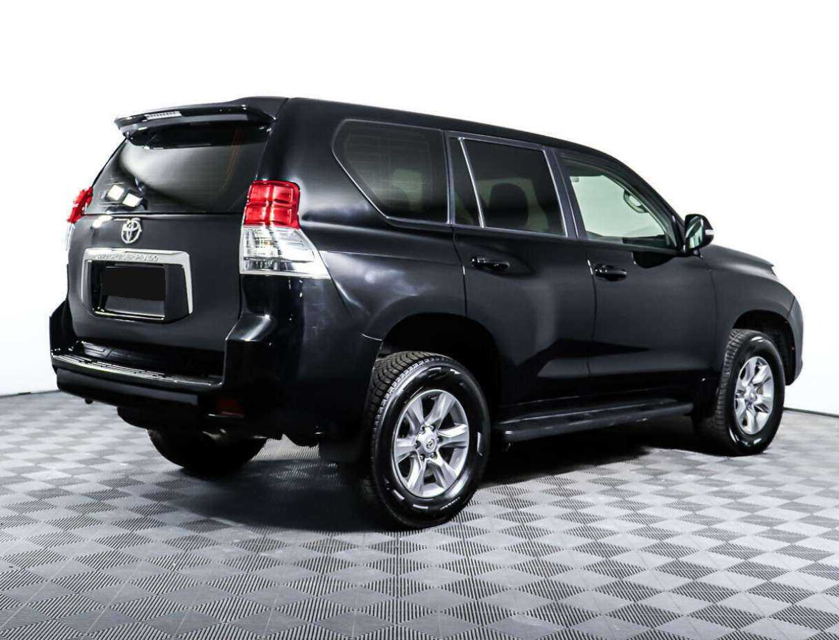 Toyota Land Cruiser Prado с пробегом — 2012 год. Фото: #4