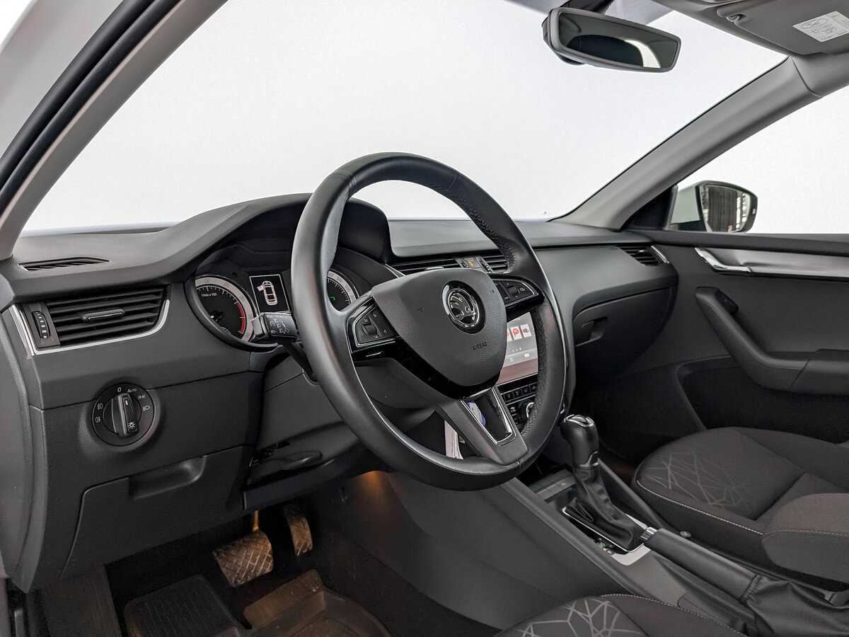 Skoda Octavia с пробегом — 2019 год. Фото: #13