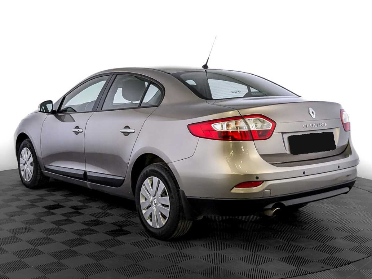 Renault Fluence с пробегом — 2012 год. Фото: #6