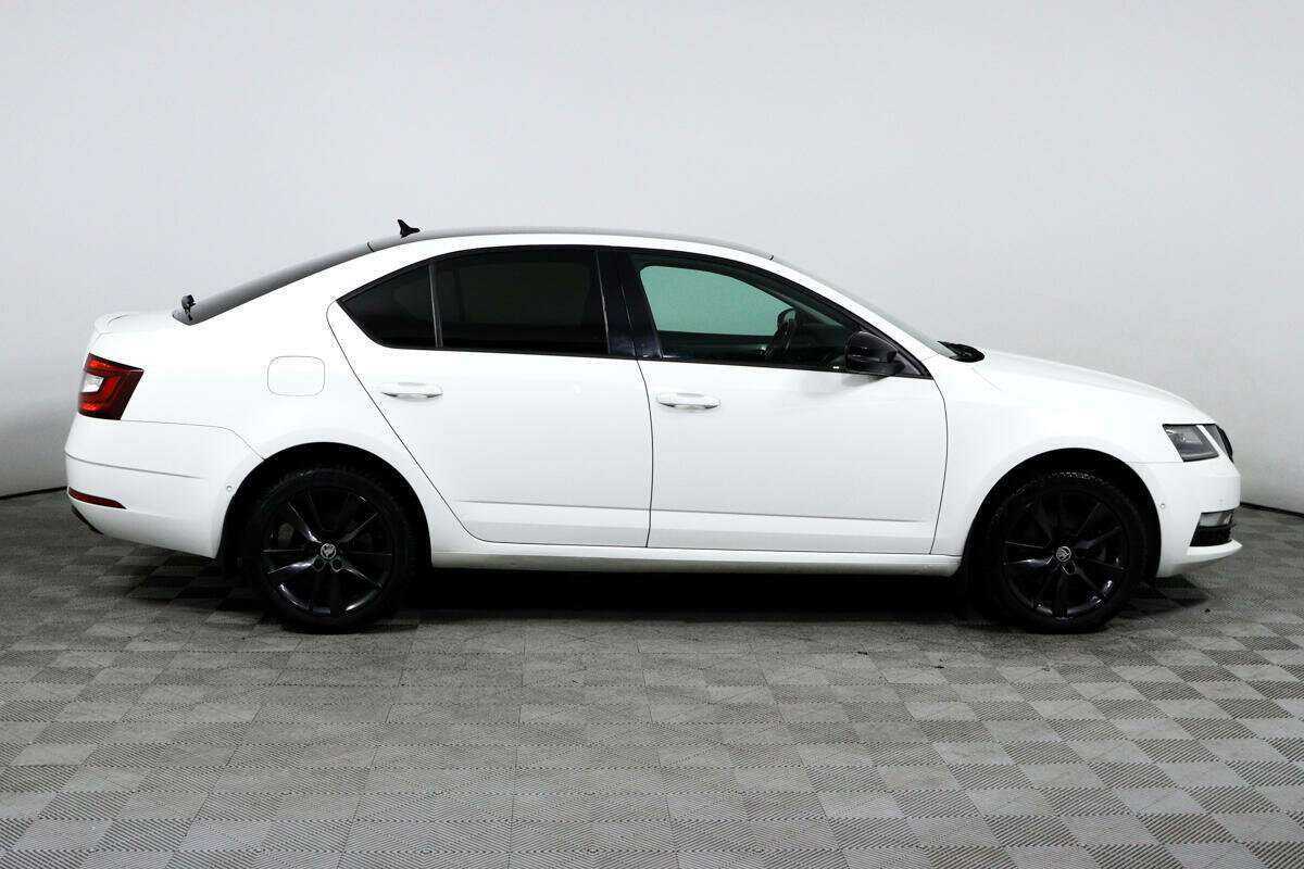 Skoda Octavia с пробегом — 2017 год. Фото: #3