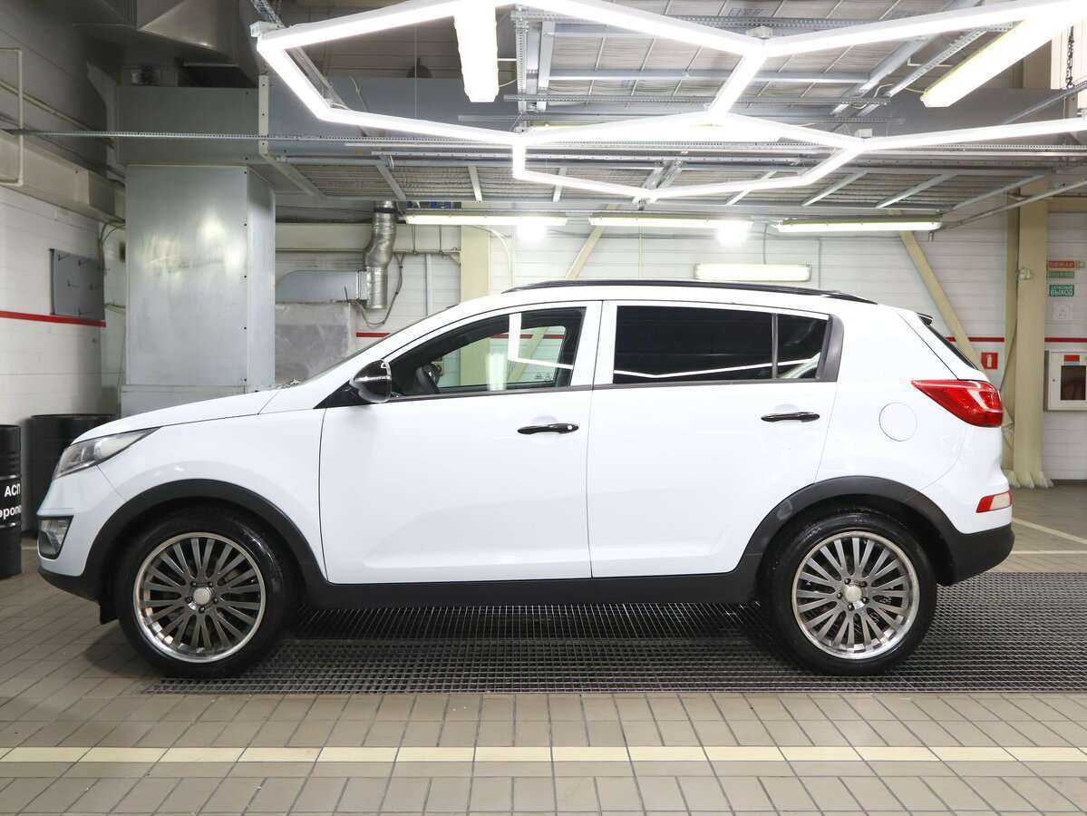 Kia Sportage с пробегом — 2012 год. Фото: #4