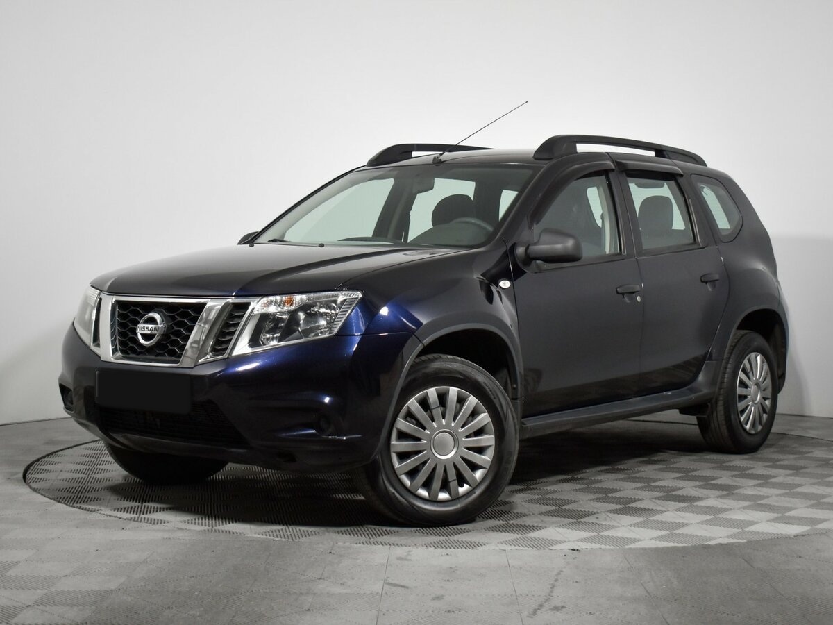 Nissan Terrano с пробегом — 2015 год. Фото: #0