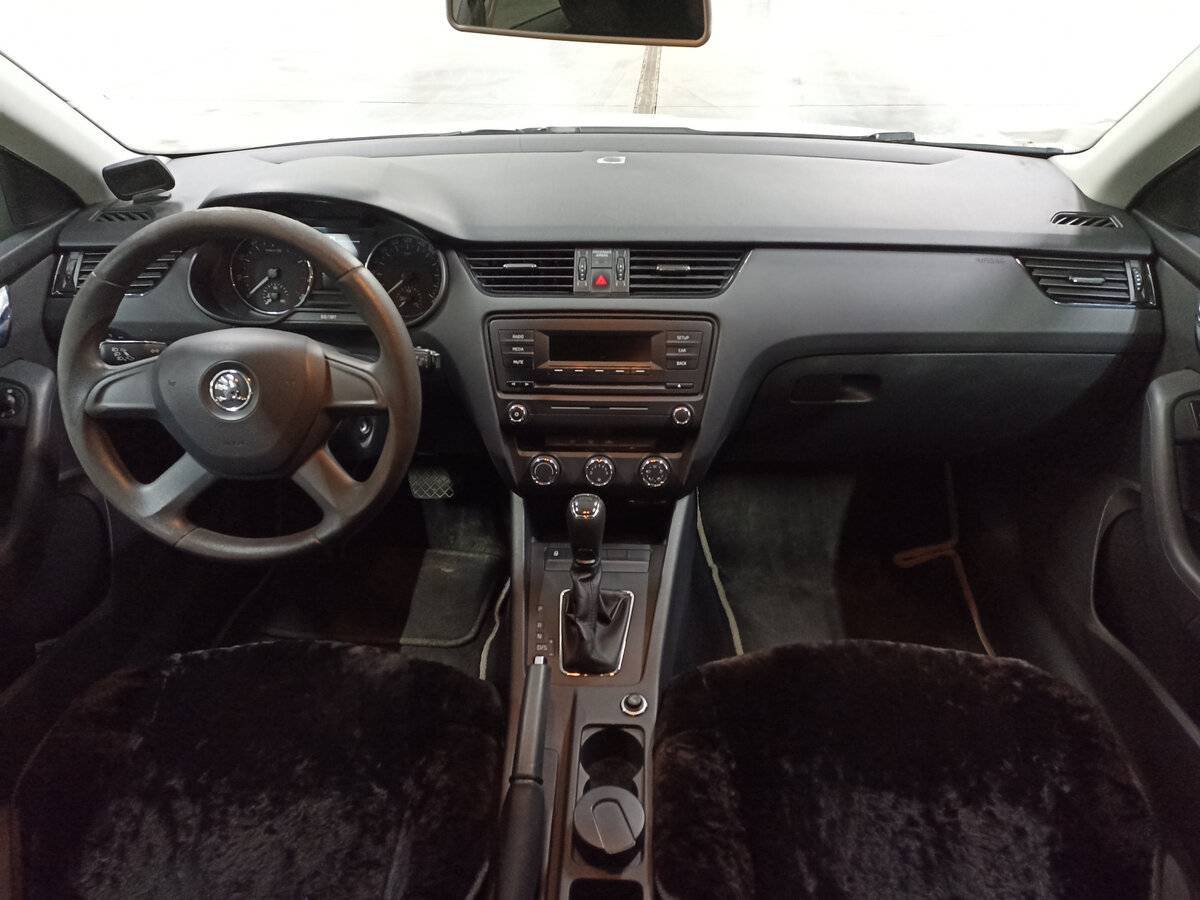 Skoda Octavia с пробегом — 2013 год. Фото: #13