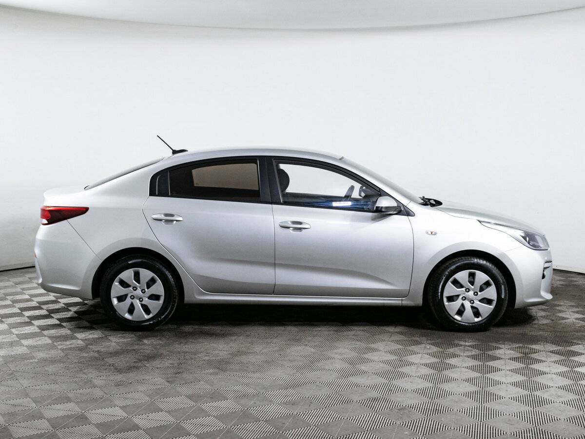 Kia Rio с пробегом — 2020 год. Фото: #3