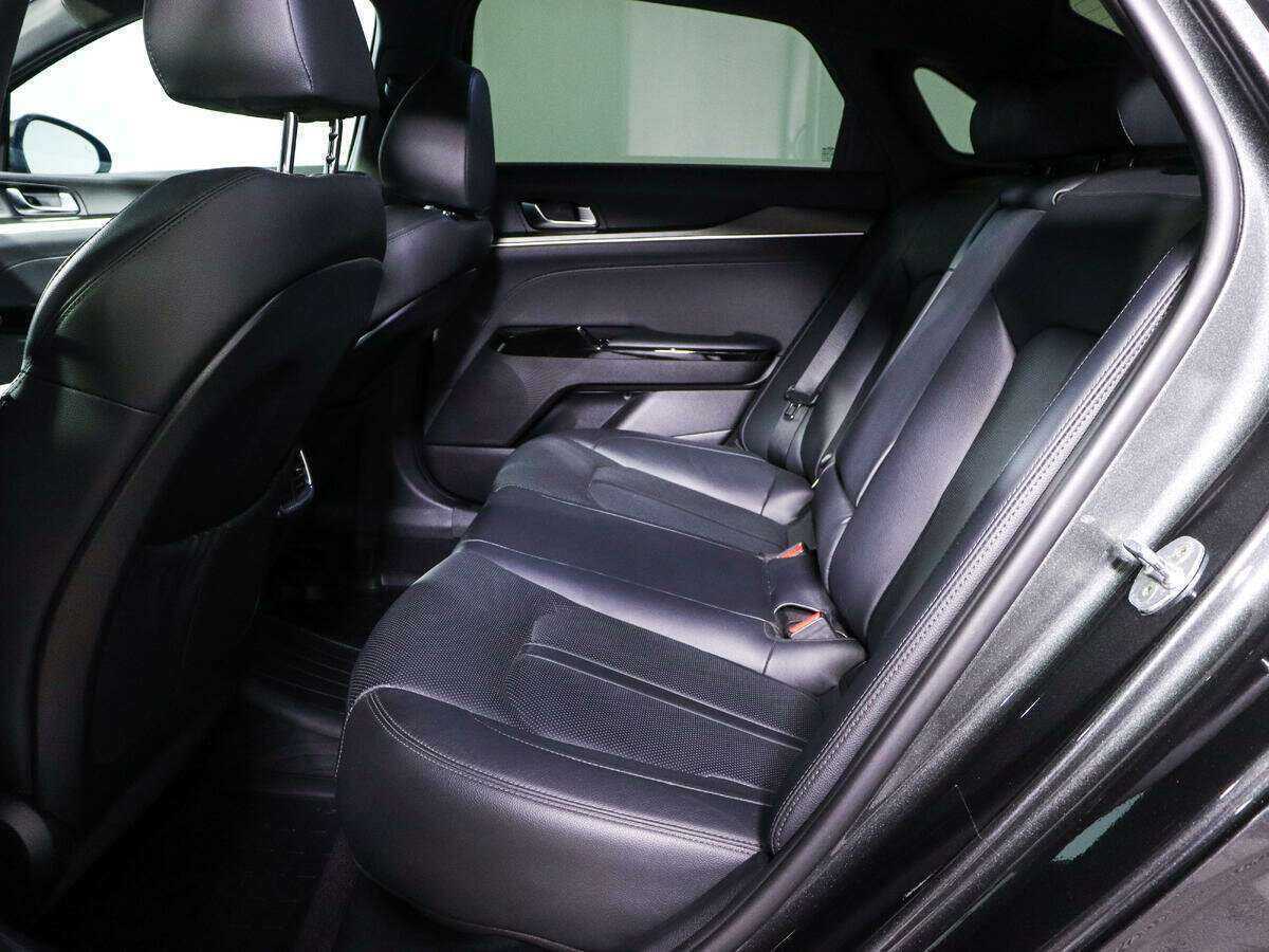 Kia K5 с пробегом — 2020 год. Фото: #9