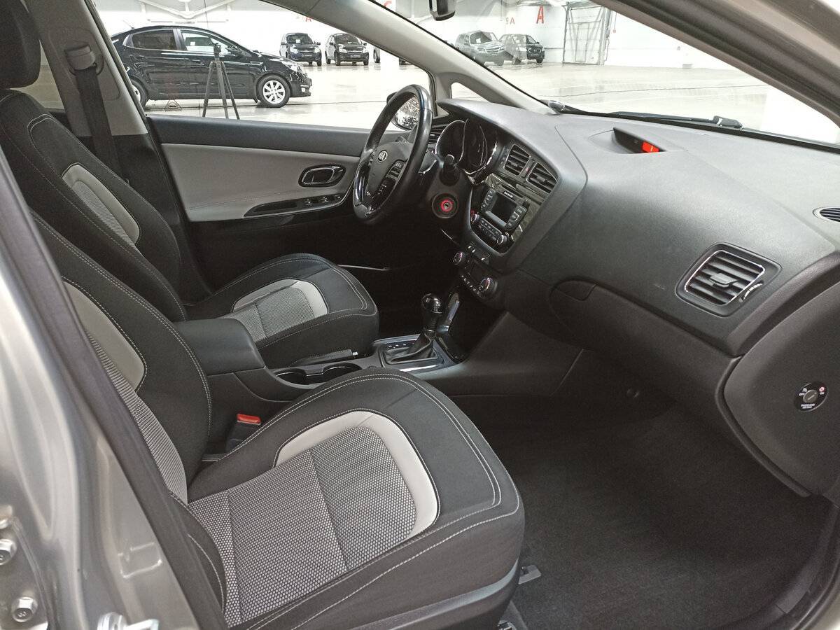 Kia Ceed с пробегом — 2015 год. Фото: #10