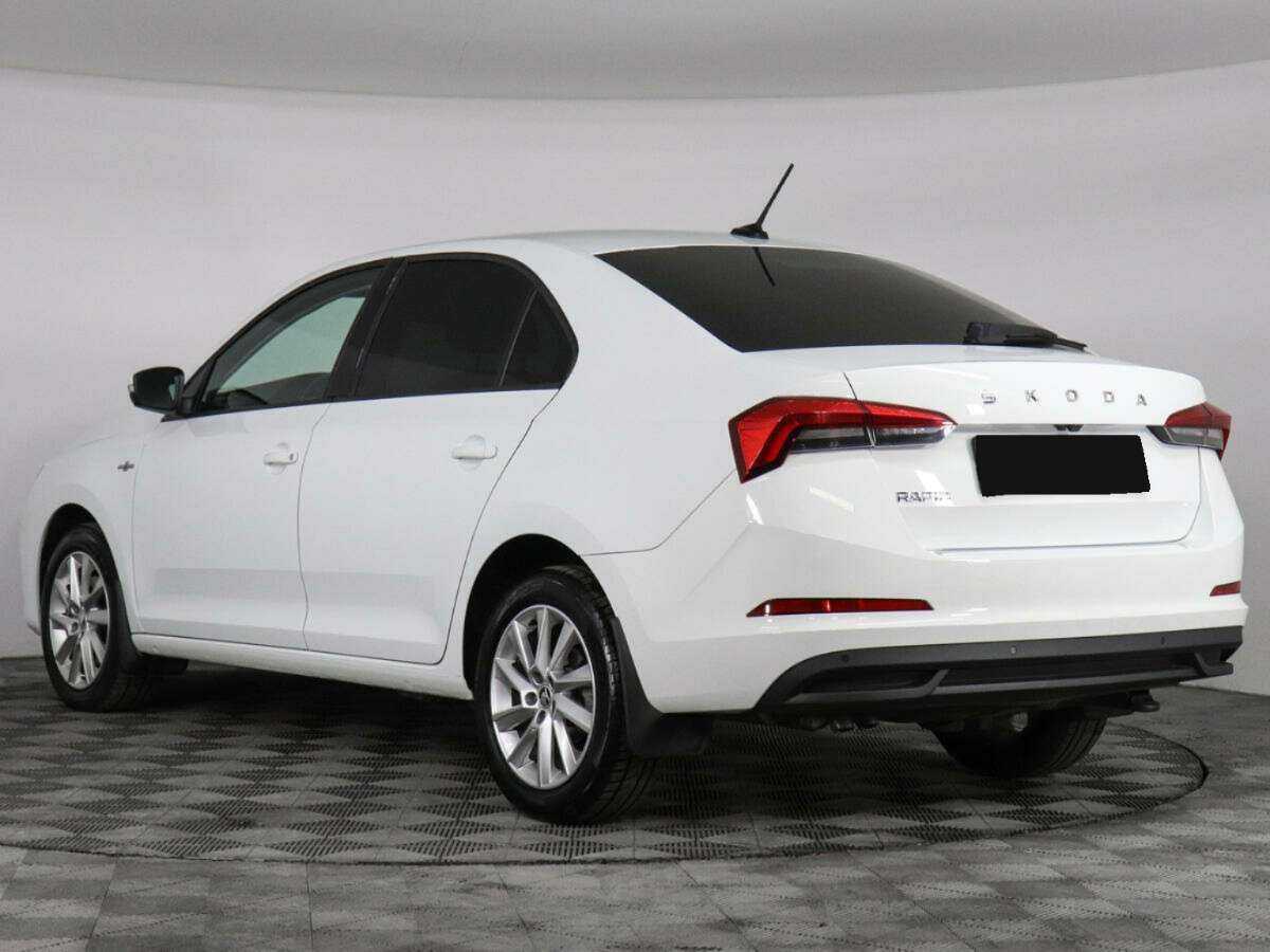 Skoda Rapid с пробегом — 2022 год. Фото: #5