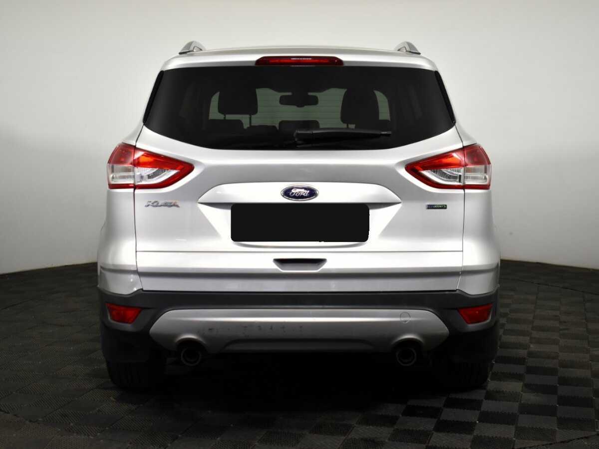 Ford Kuga с пробегом — 2014 год. Фото: #4