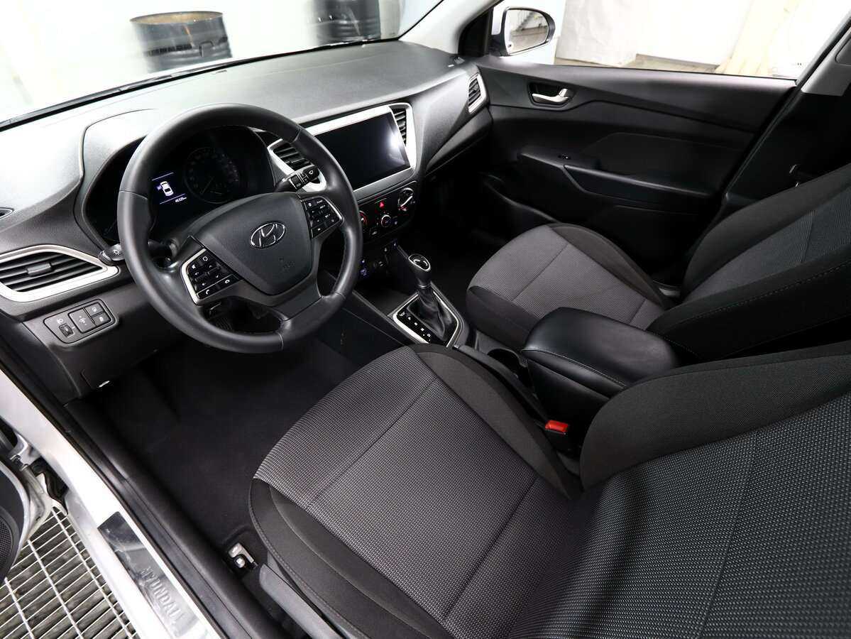 Hyundai Solaris с пробегом — 2020 год. Фото: #7