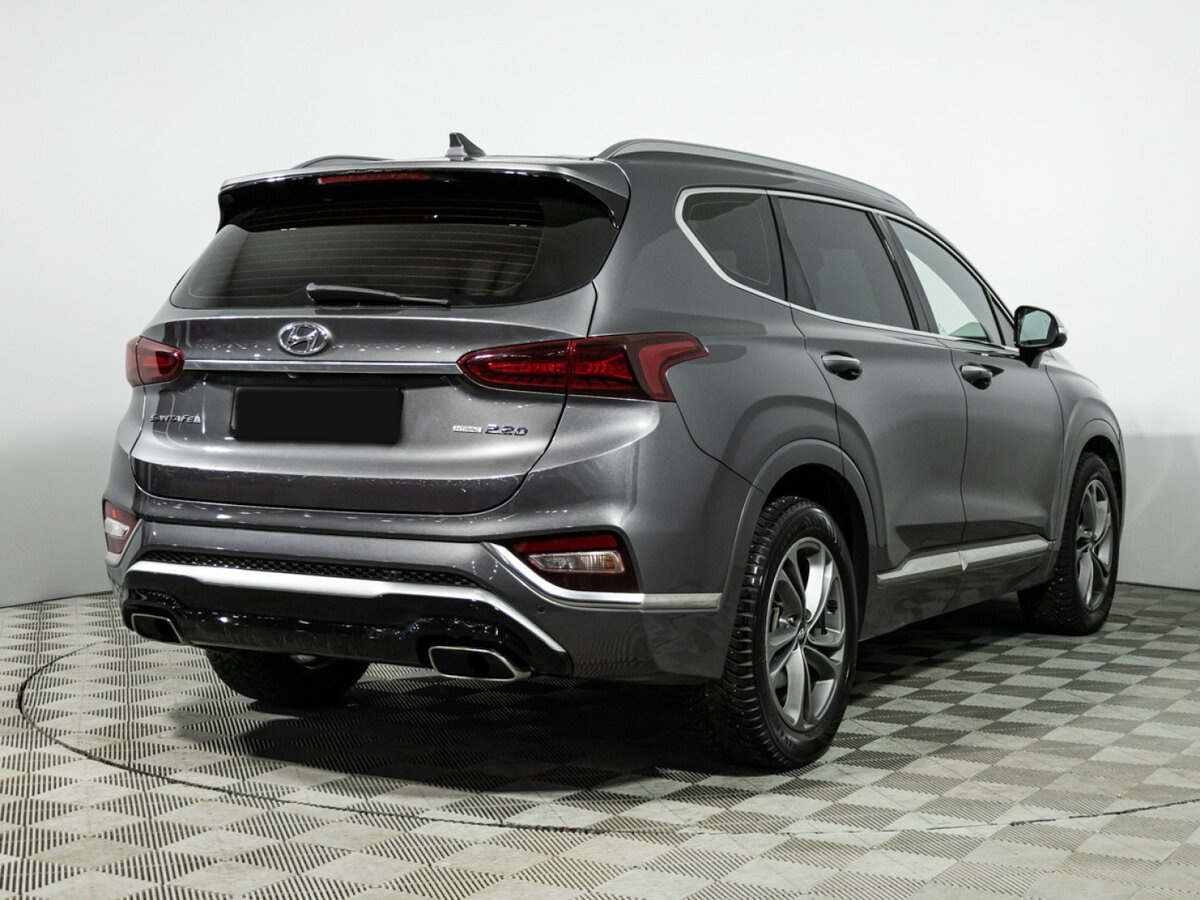 Hyundai Santa Fe с пробегом — 2019 год. Фото: #3