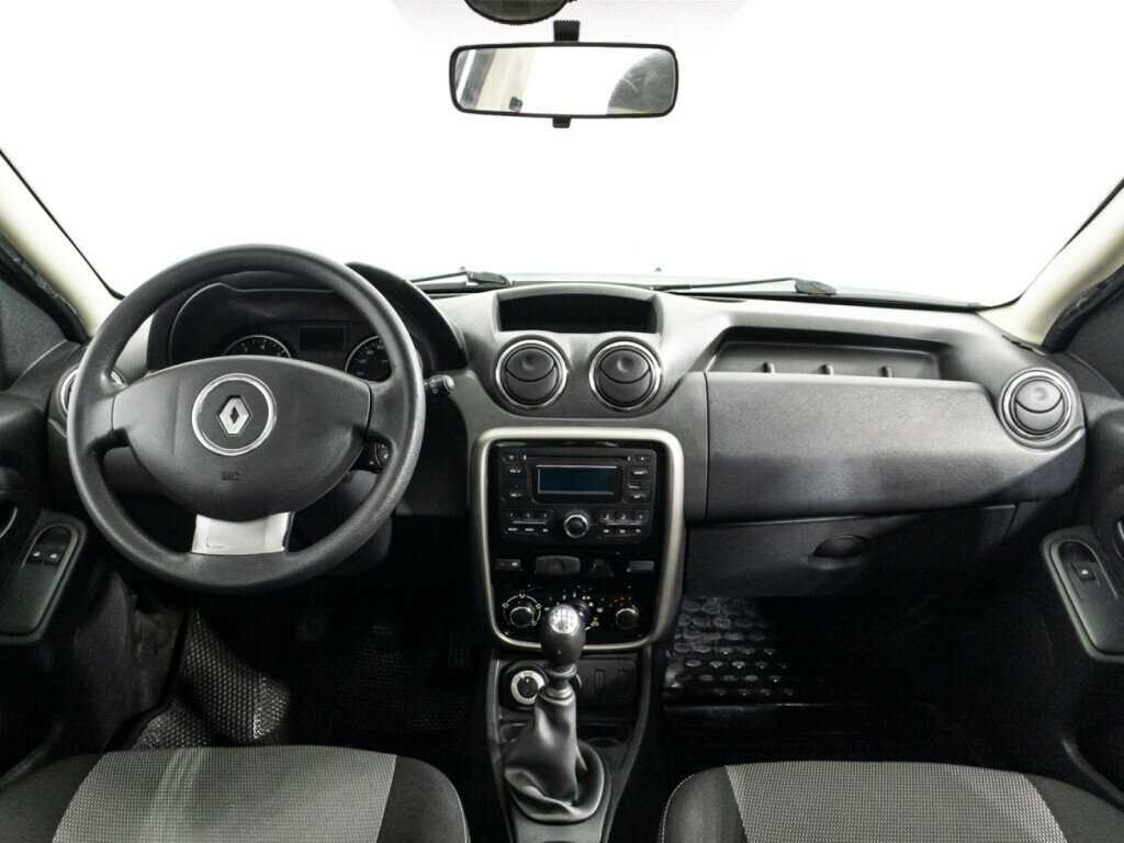 Renault Duster с пробегом — 2014 год. Фото: #12