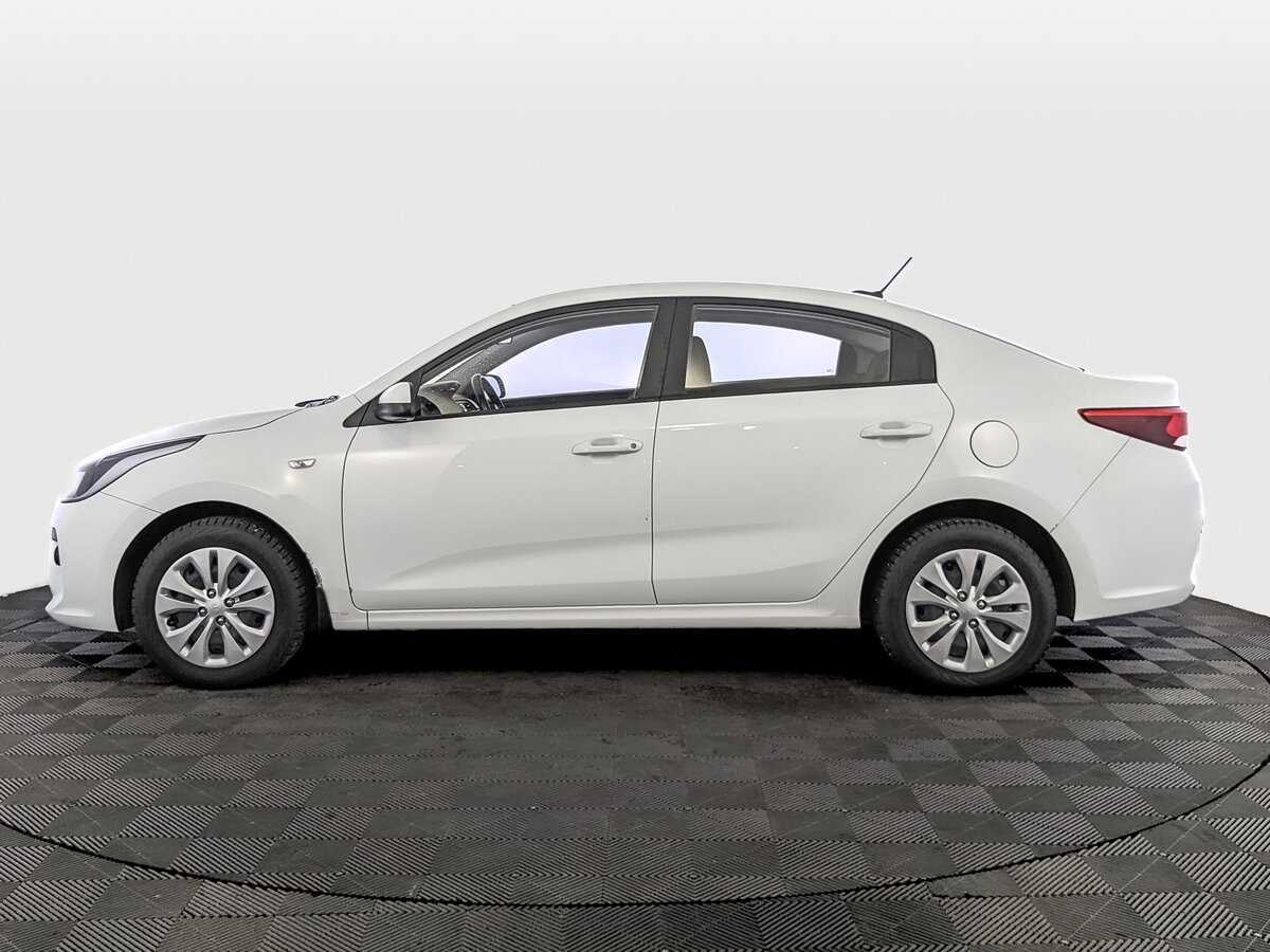 Kia Rio с пробегом — 2020 год. Фото: #7