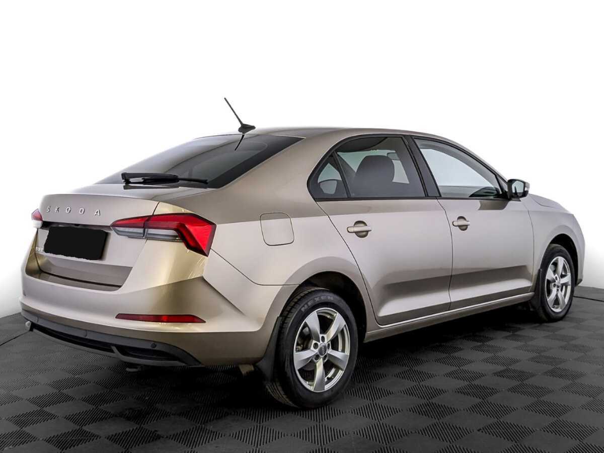 Skoda Rapid с пробегом — 2020 год. Фото: #4