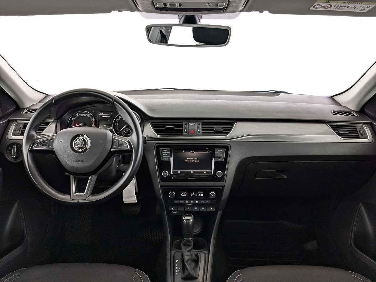 Skoda Rapid с пробегом — 2018 год. Фото: #9