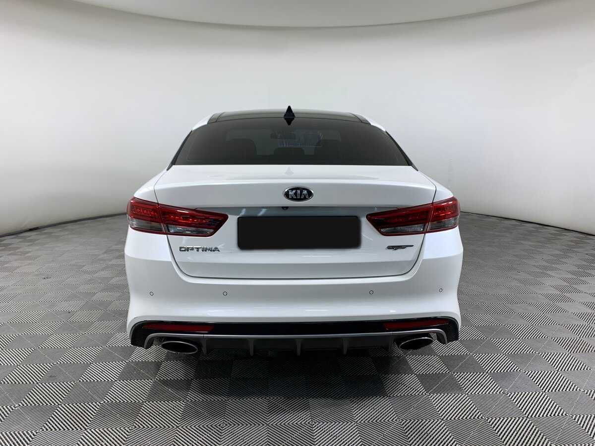 Kia Optima с пробегом — 2016 год. Фото: #4
