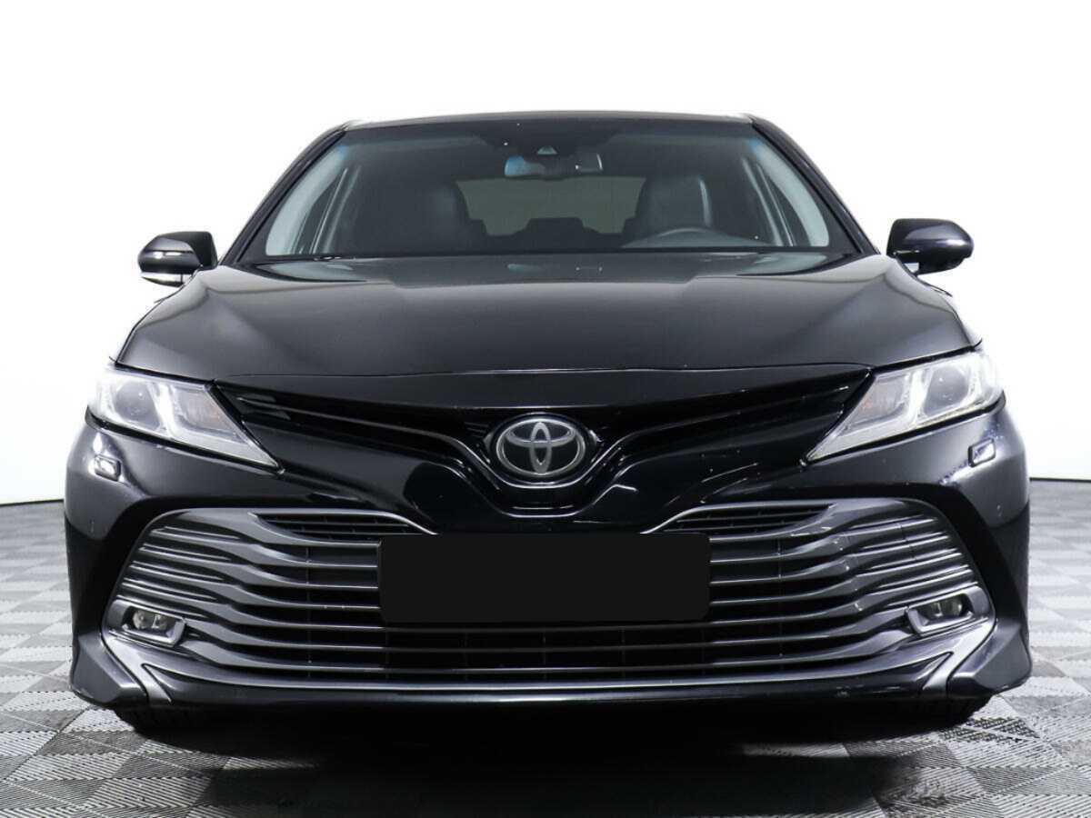 Toyota Camry с пробегом — 2019 год. Посмотреть фото