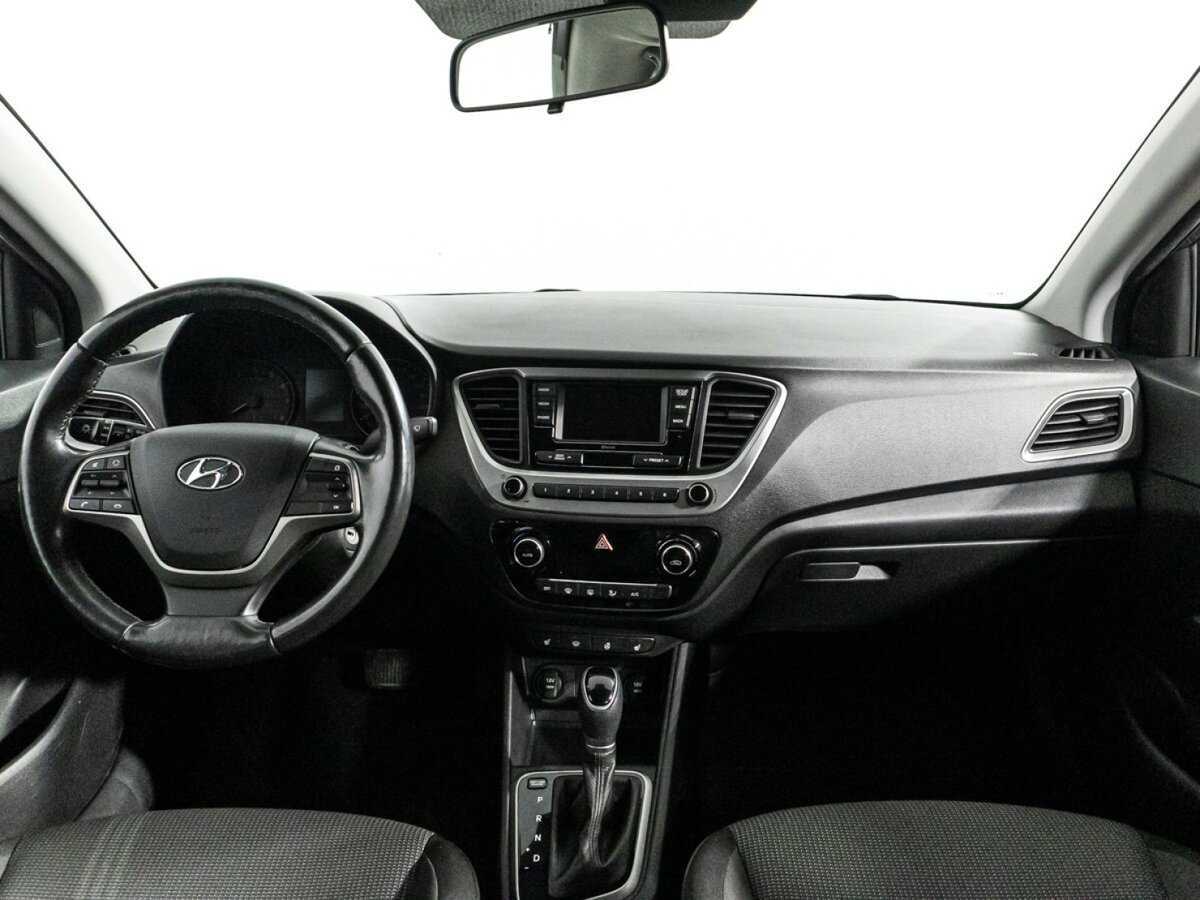 Hyundai Solaris с пробегом — 2018 год. Фото: #12