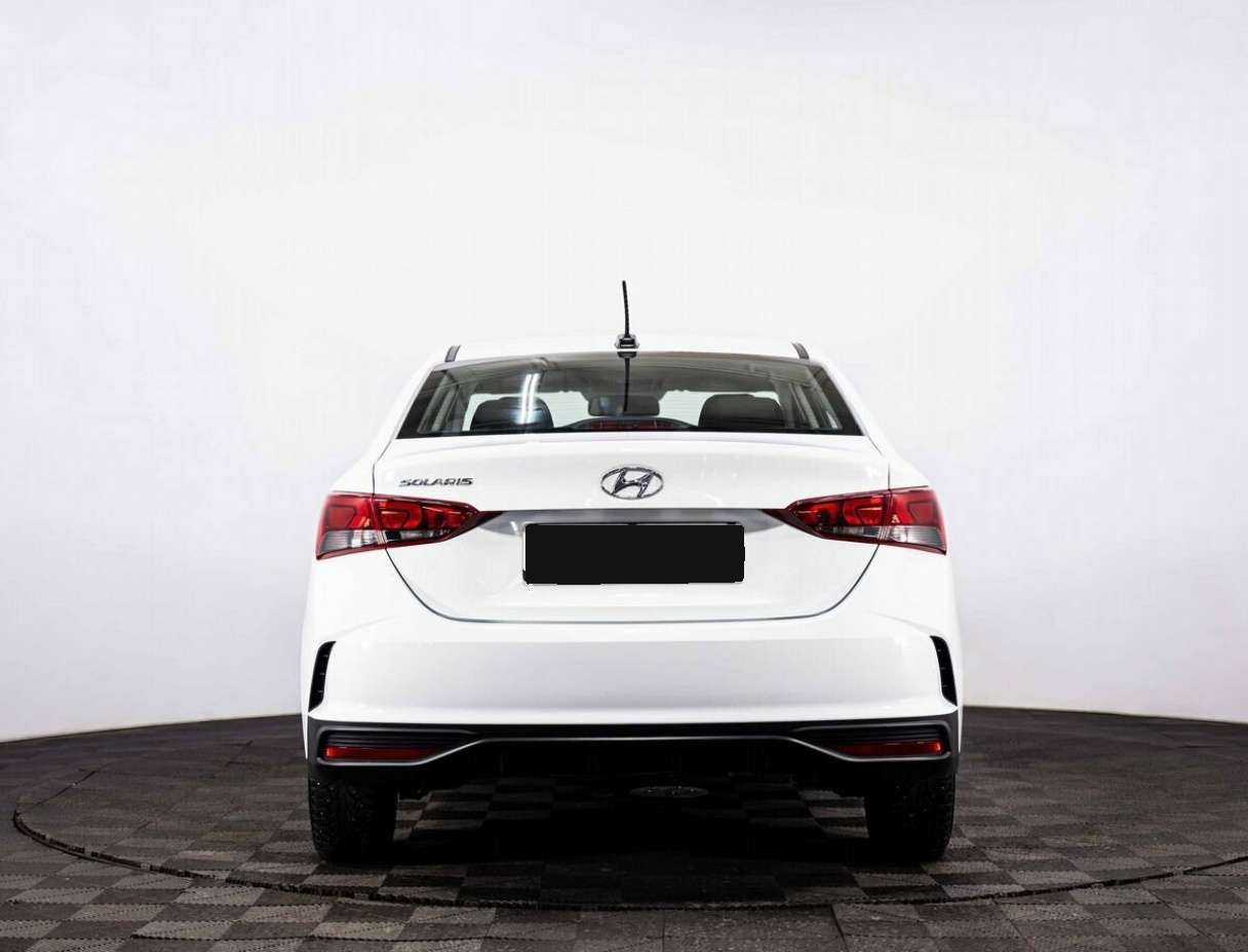 Hyundai Solaris с пробегом — 2020 год. Фото: #4