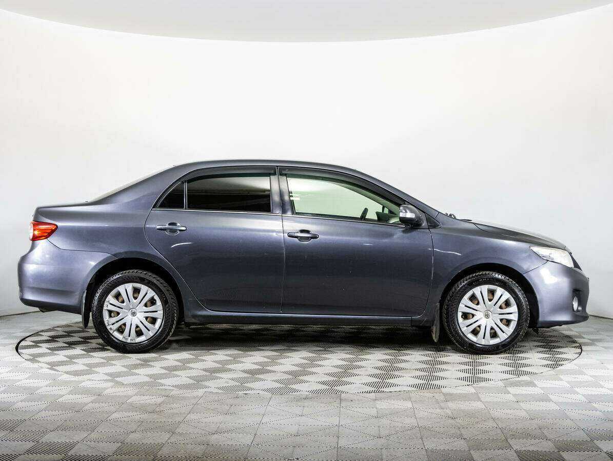 Toyota Corolla с пробегом — 2012 год. Фото: #3