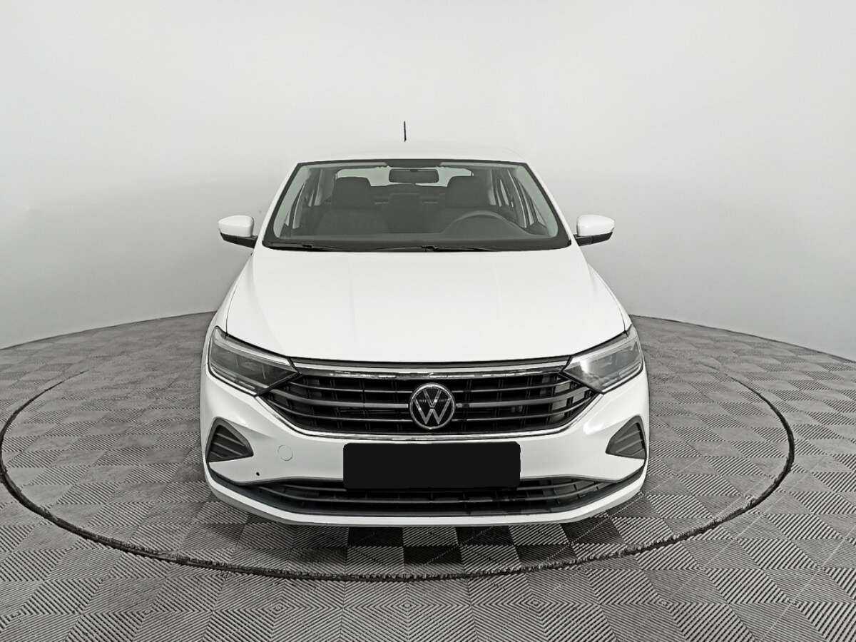 Volkswagen Polo с пробегом — 2021 год. Фото: #1