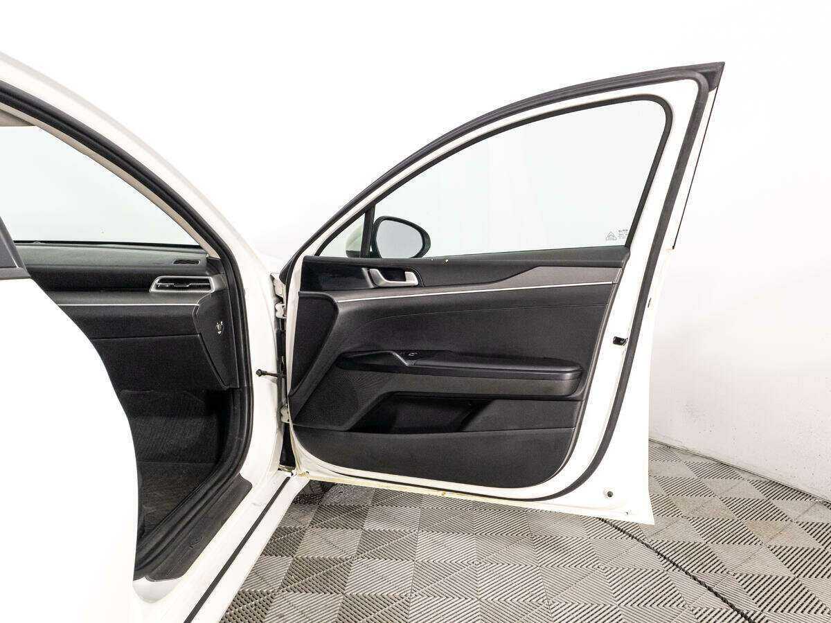 Kia K5 с пробегом — 2020 год. Фото: #24