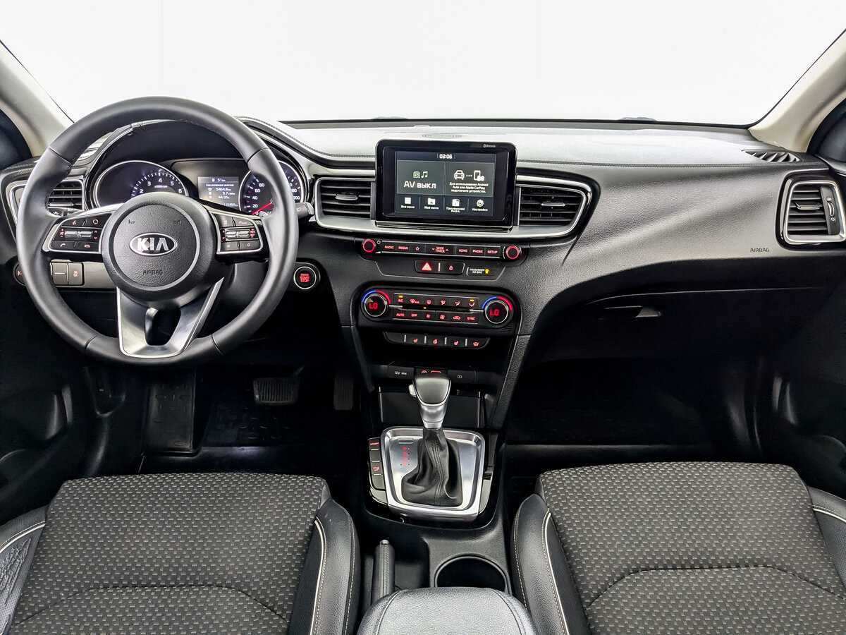 Kia Ceed с пробегом — 2019 год. Фото: #11