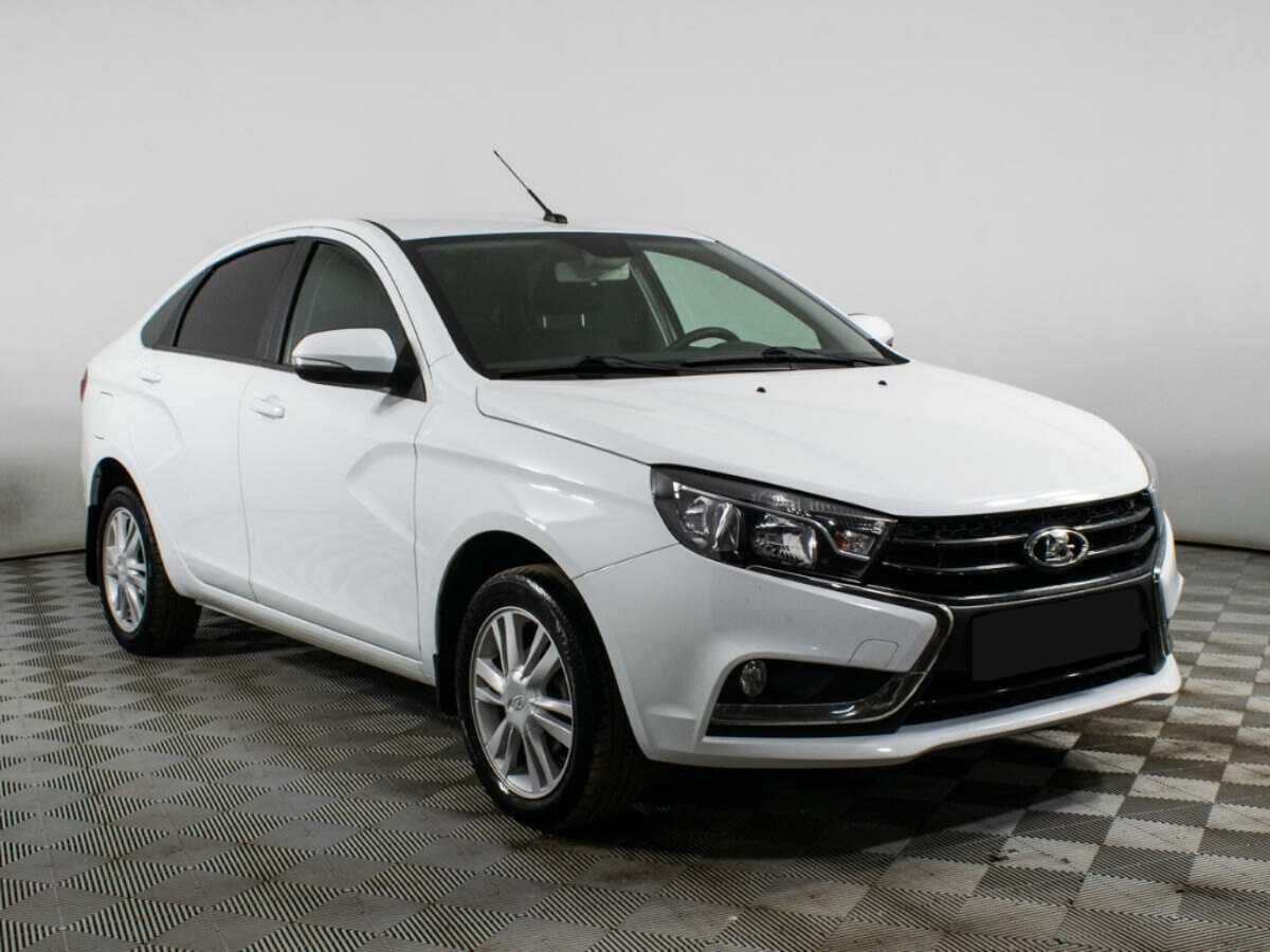 Lada (ВАЗ) Vesta с пробегом — 2018 год. Фото: #2