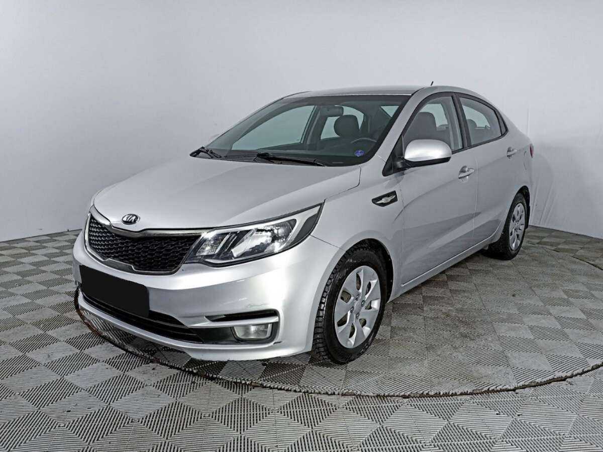 Kia Rio с пробегом — 2015 год. Посмотреть фото