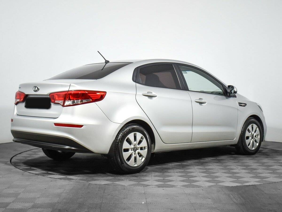 Kia Rio с пробегом — 2016 год. Фото: #4