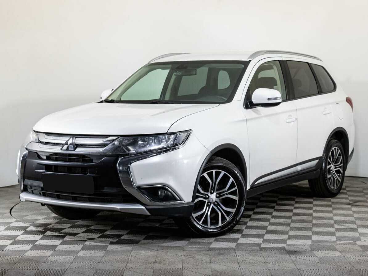 Mitsubishi Outlander с пробегом — 2017 год. Посмотреть фото