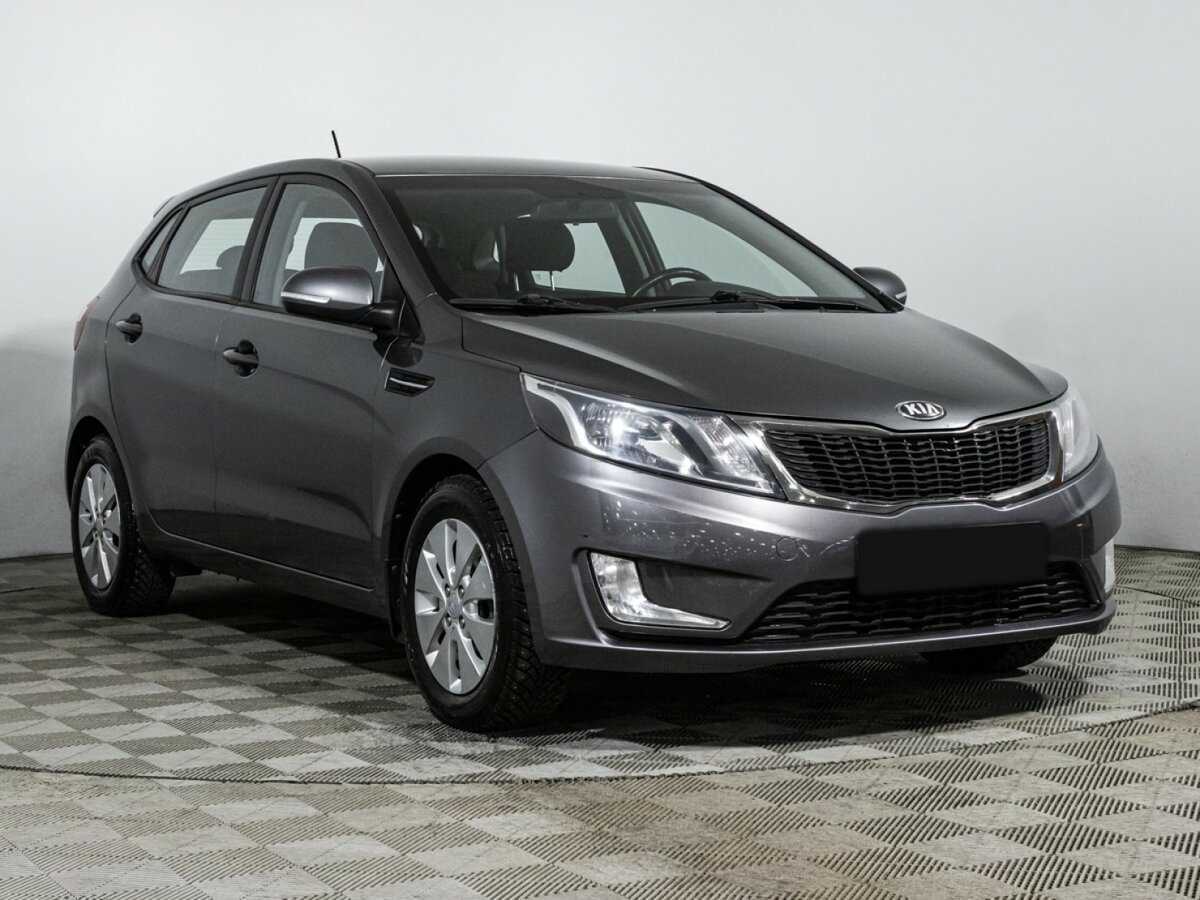 Kia Rio с пробегом — 2013 год. Фото: #2