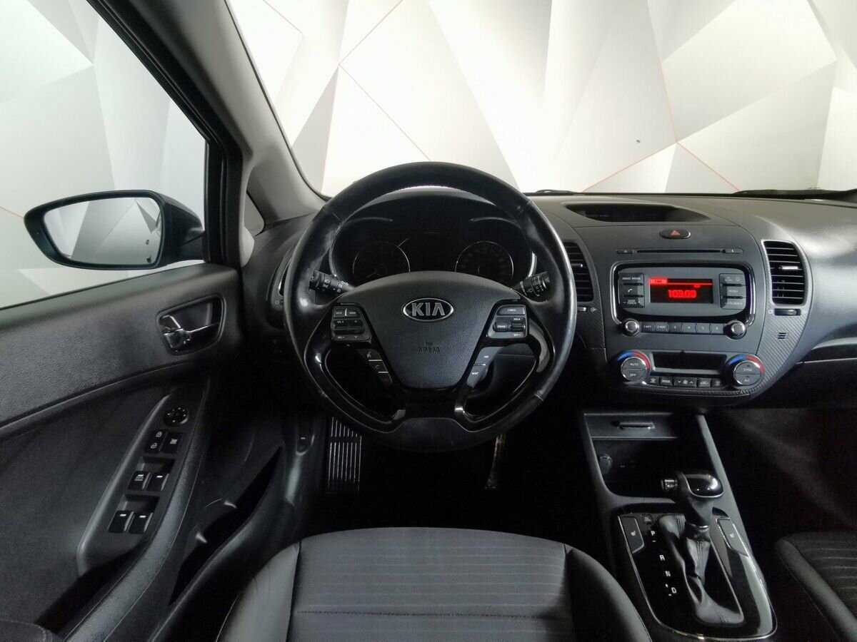 Kia Cerato с пробегом — 2018 год. Фото: #14