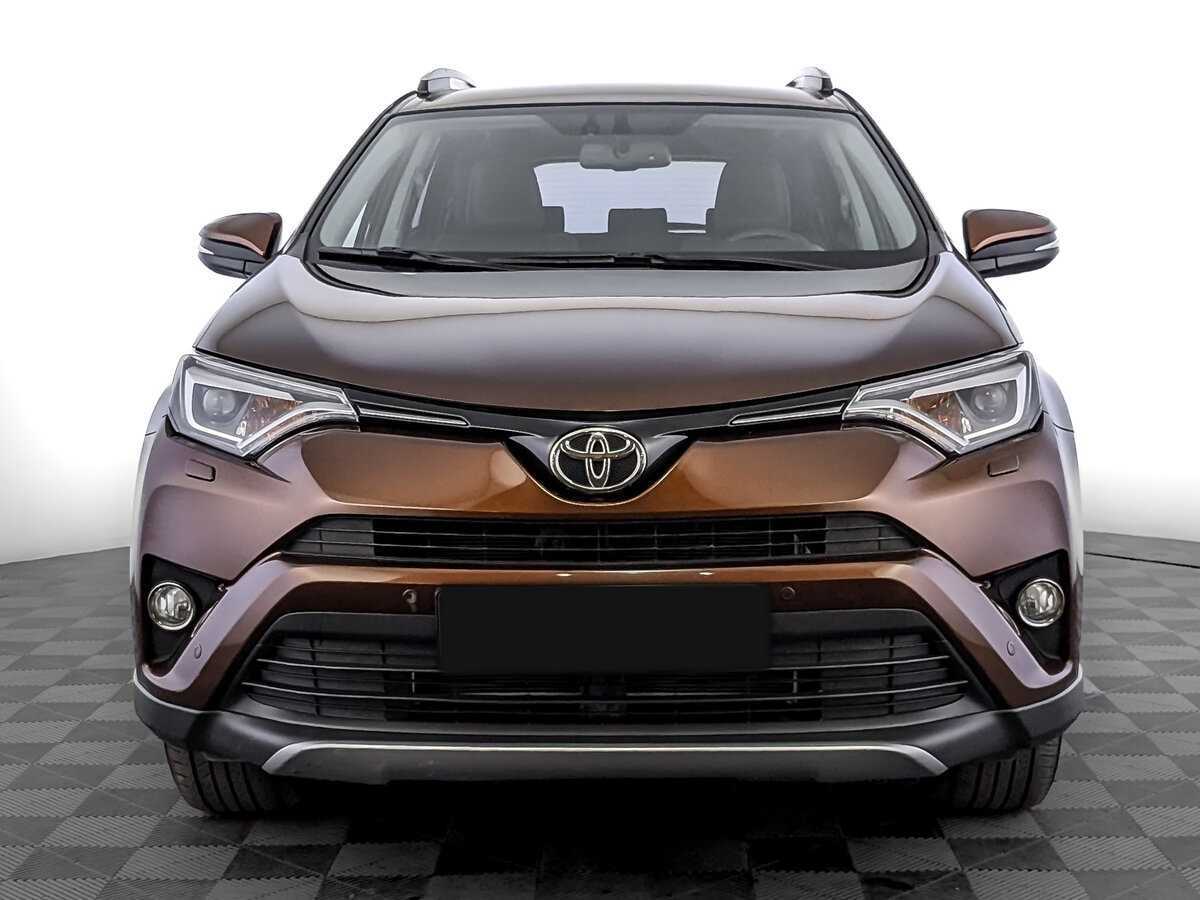 Toyota RAV4 с пробегом — 2017 год. Фото: #1