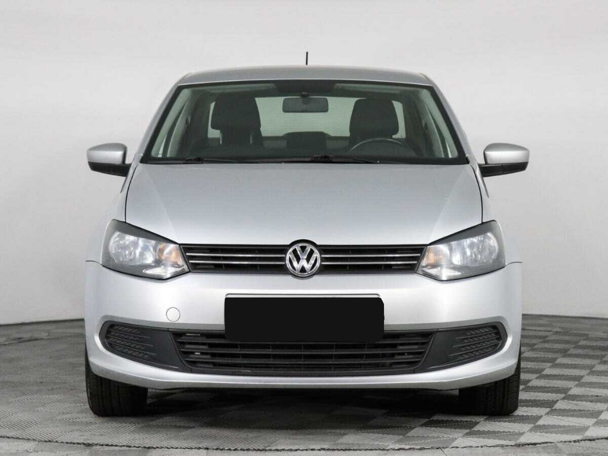 Volkswagen Polo с пробегом — 2015 год. Фото: #1
