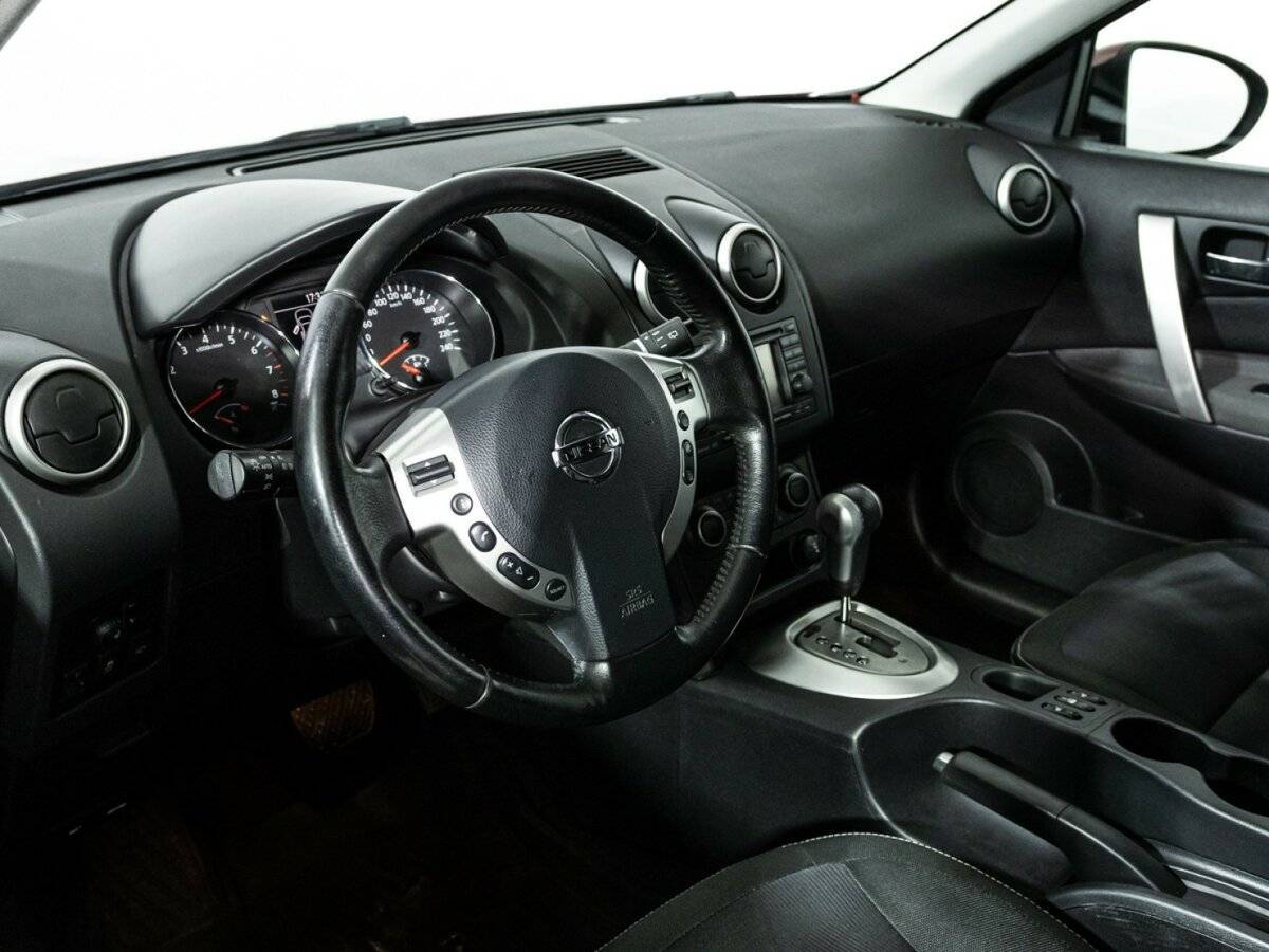 Nissan Qashqai с пробегом — 2013 год. Фото: #10