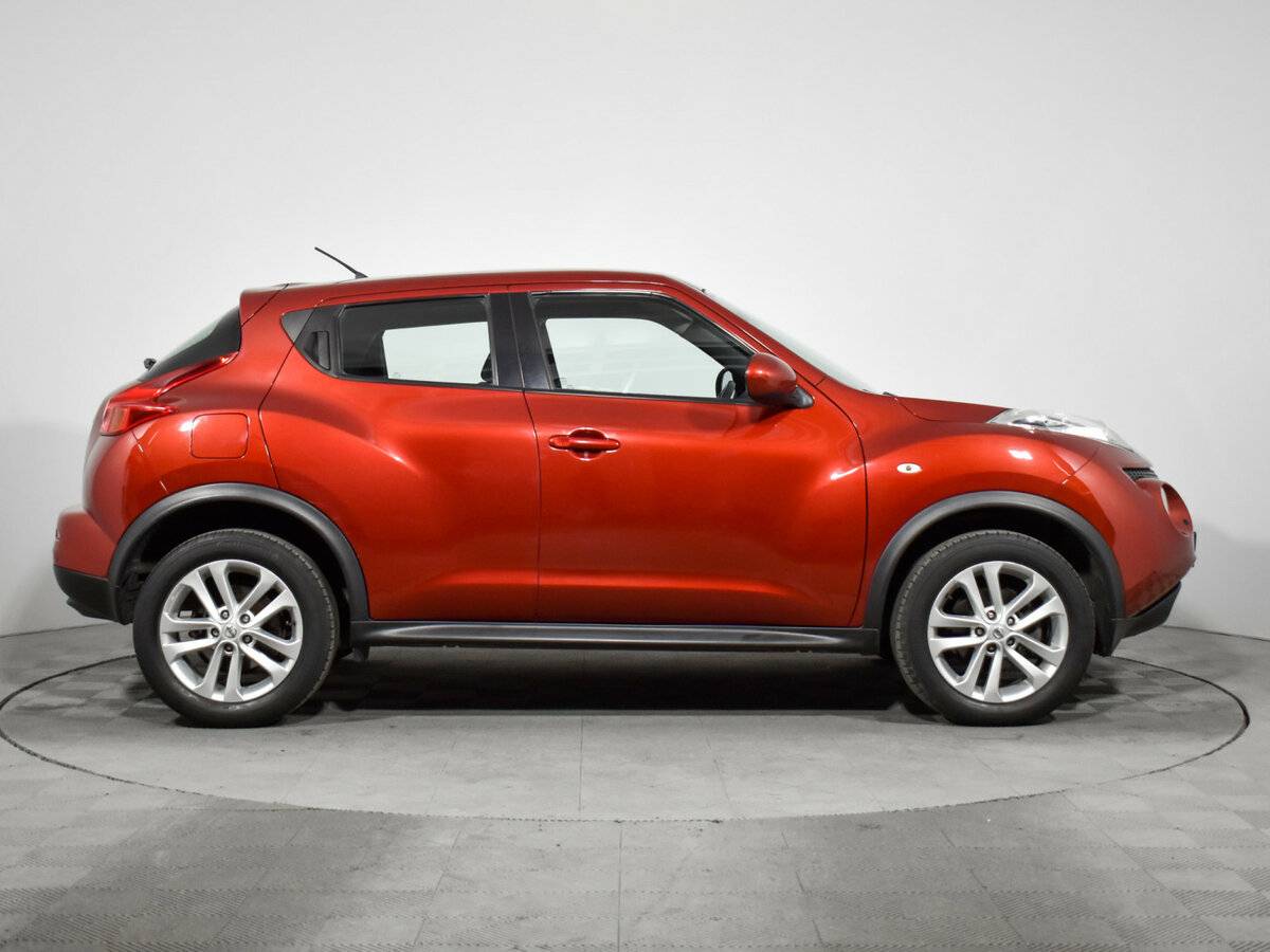 Nissan Juke с пробегом — 2013 год. Фото: #3