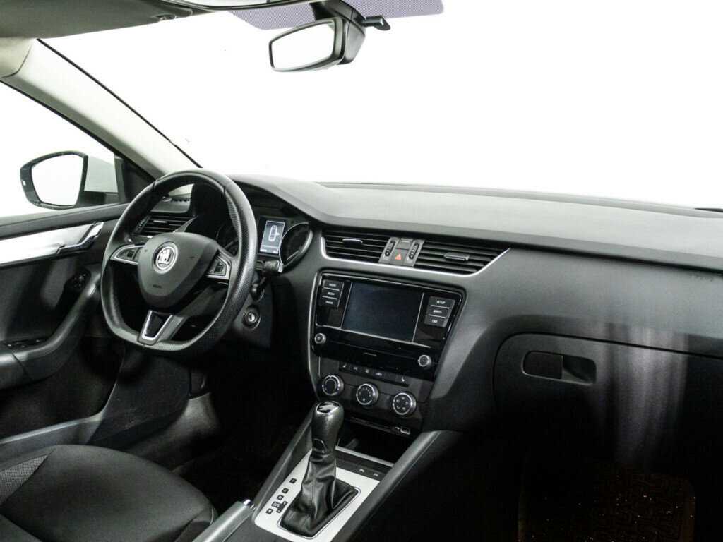 Skoda Octavia с пробегом — 2018 год. Фото: #8
