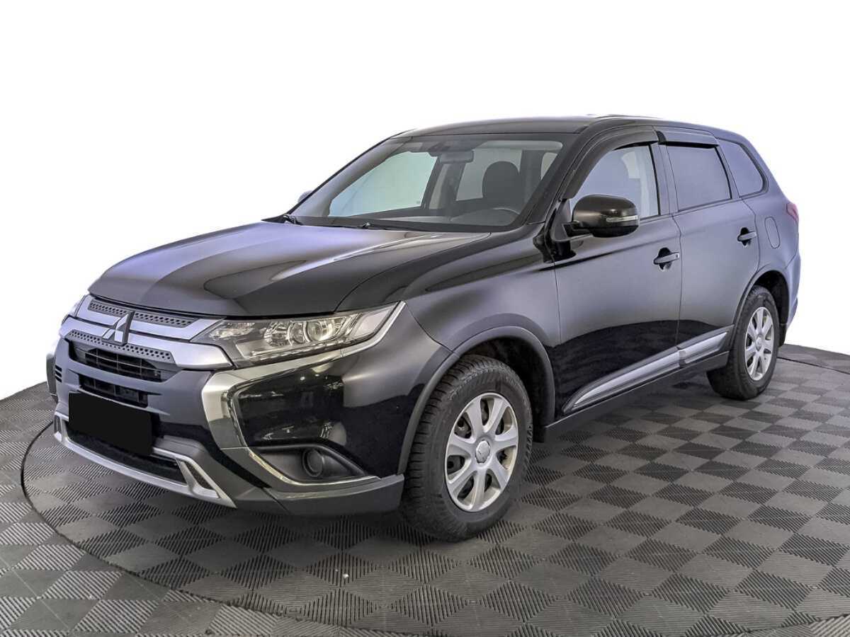 Mitsubishi Outlander с пробегом — 2018 год. Фото: #0