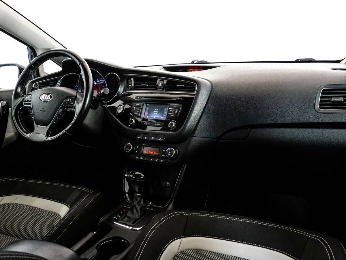 Kia Ceed с пробегом — 2015 год. Фото: #8